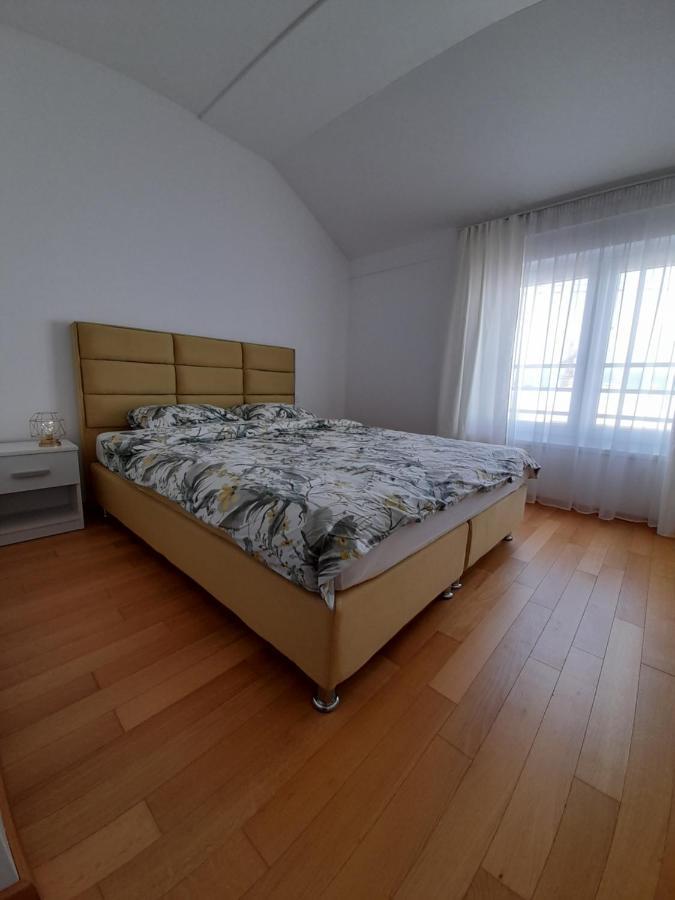 Apartman Lena Μπάνια Λούκα Εξωτερικό φωτογραφία